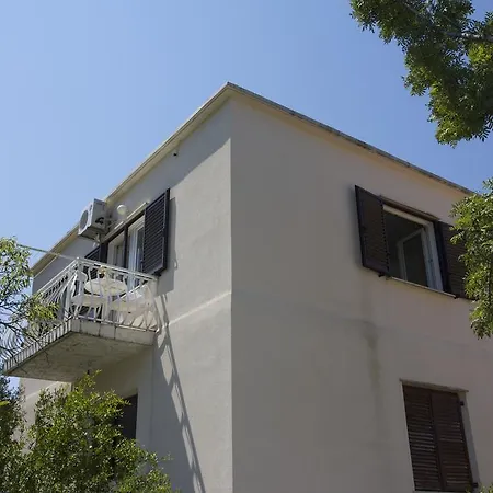 Verka Apartment *